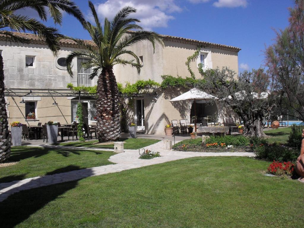 Val Baussenc, The Originals Relais Hotel Maussane les Alpilles Exterior foto