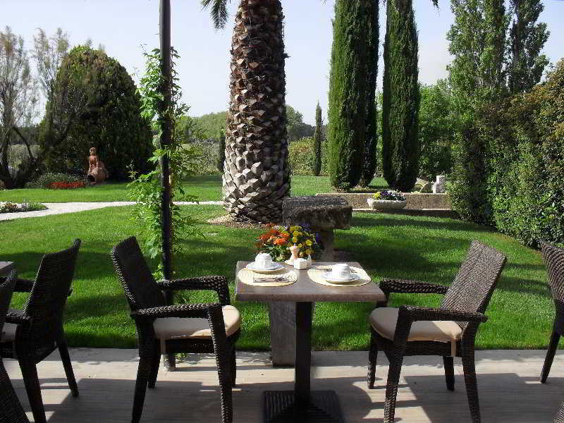Val Baussenc, The Originals Relais Hotel Maussane les Alpilles Exterior foto